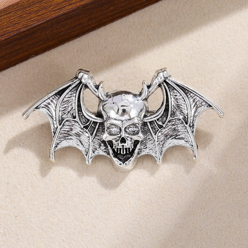 Creative Halloween Bat And Skull Brooch Accessory