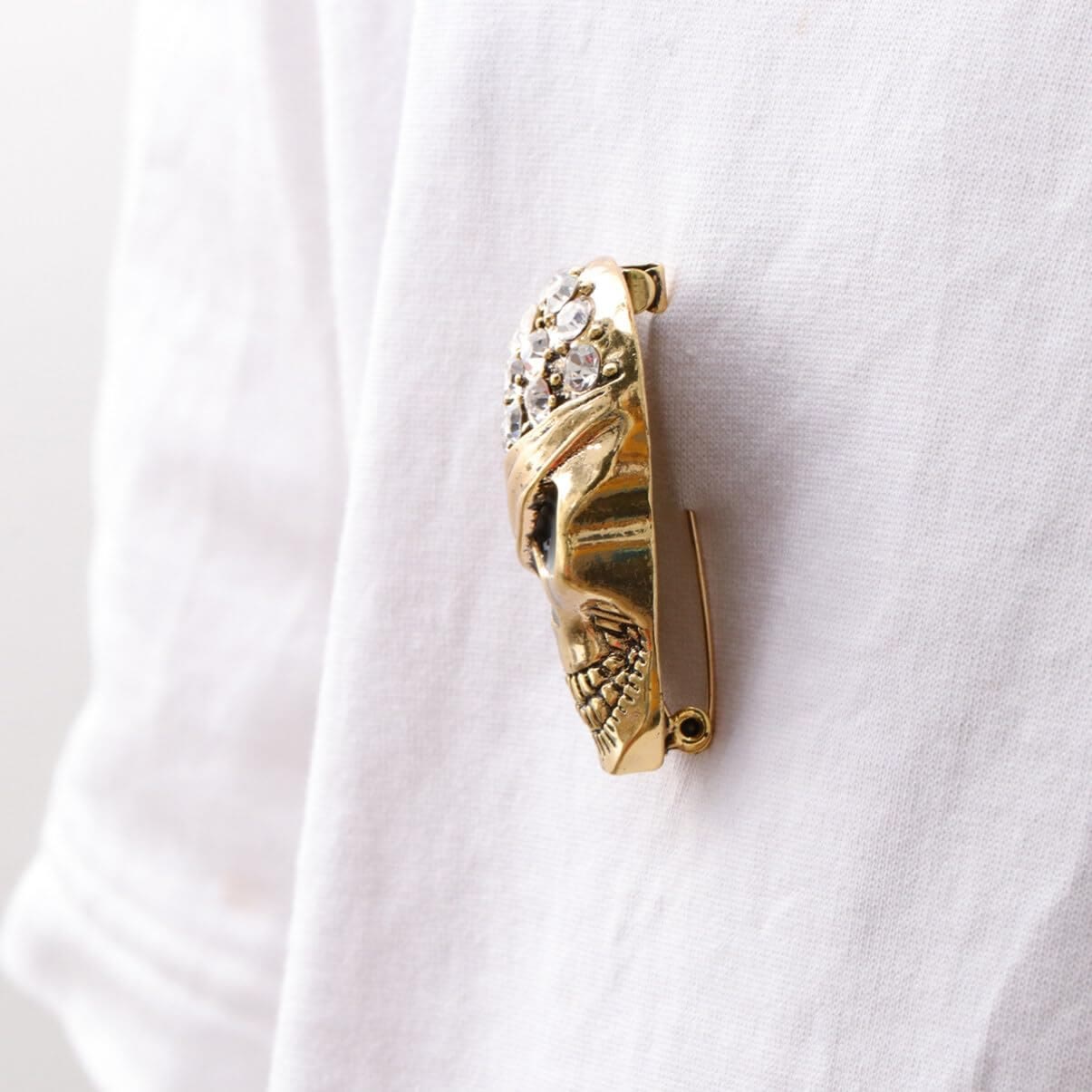 Halloween Funny Diamond Pirate Skull Brooch Accessory